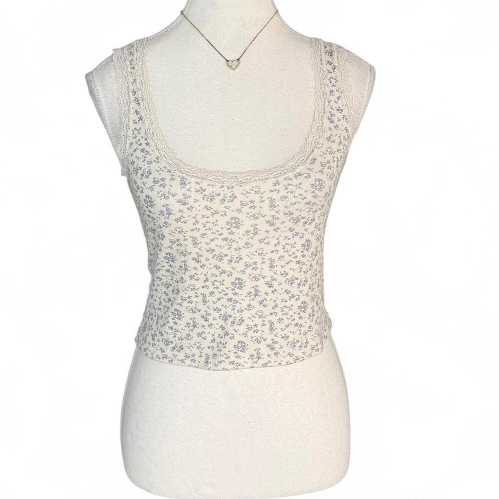 Brandy Melville white & cream floral lace tank top girl cotton tops